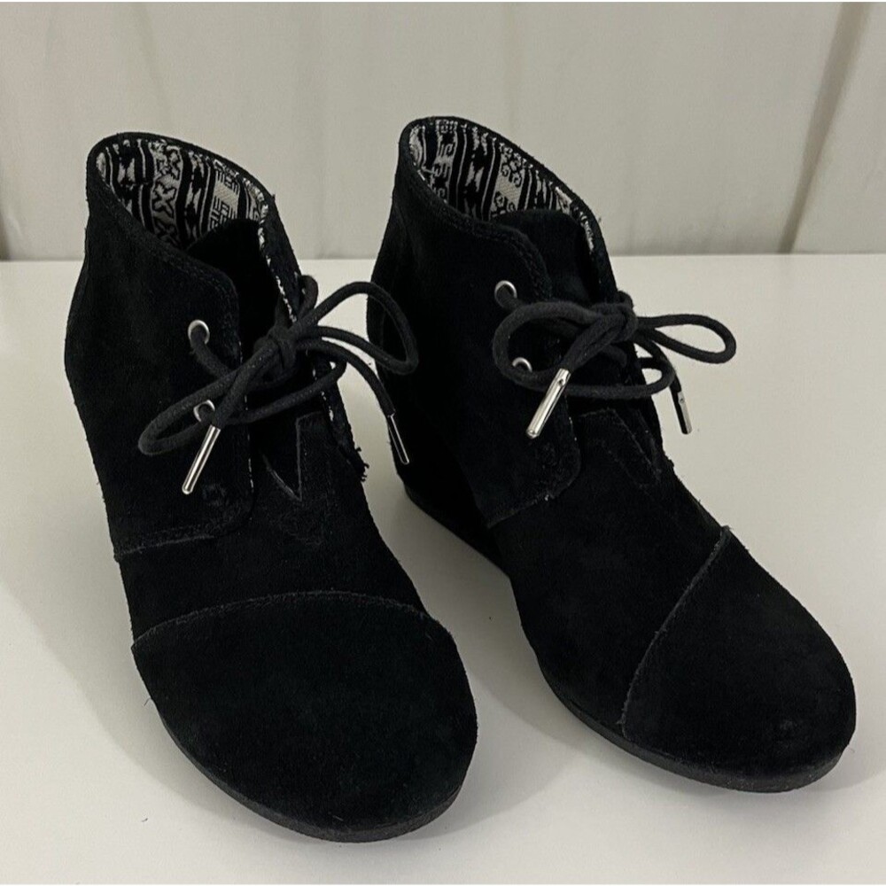 TOMS Black Suede Desert Wedge Ankle Booties 380515 Women’s Size 6.5 Boho Chic